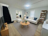 Building Photo - Rehabbed 3bd/1.5bth House with Backyard!! SECTION 8 ONLY!!