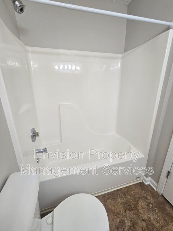 Building Photo - 1393 N Hampton Dr