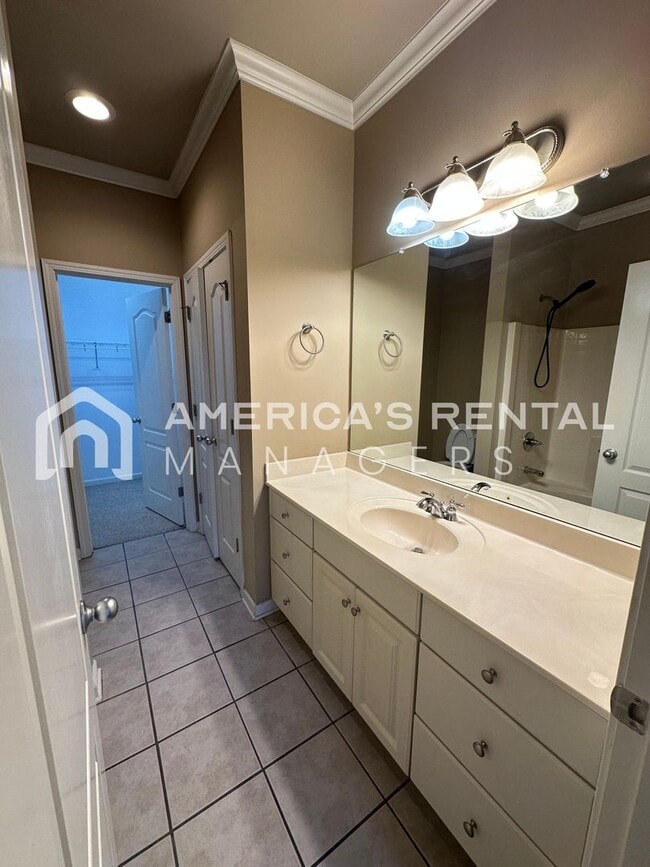 Building Photo - Beautiful Home for Rent in Birmingham, AL!!!! Available to View Now!!!
