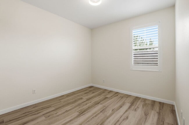 Building Photo - Stunning Queen Creek Home – Modern Comfort in the Spur Crossing Community