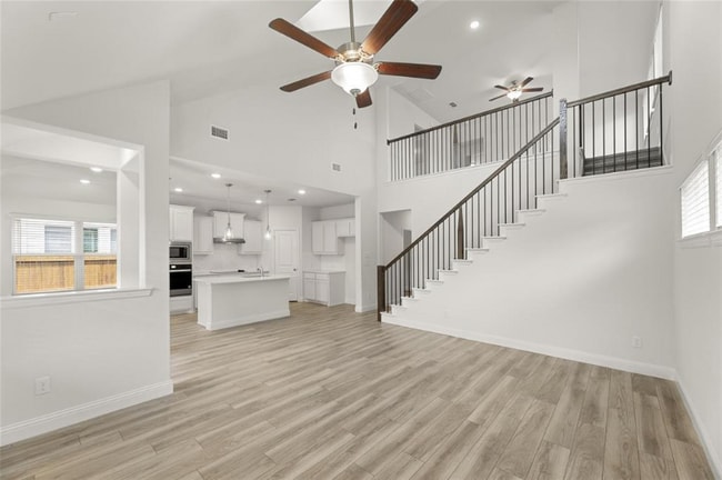 Building Photo - 625 Presidio St