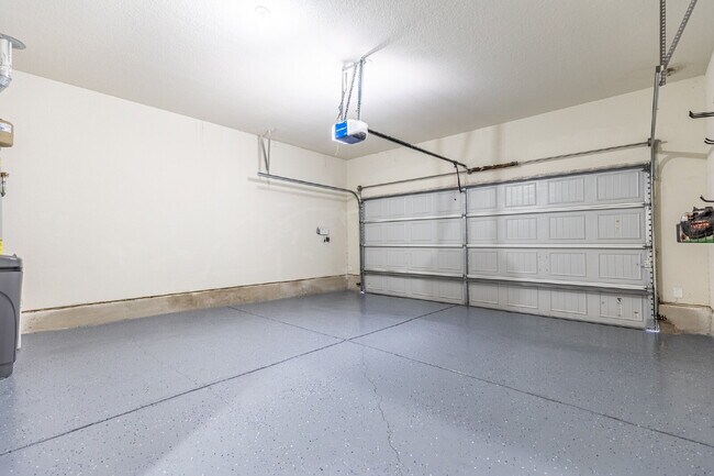 Building Photo - 27527 Paseo Mesa