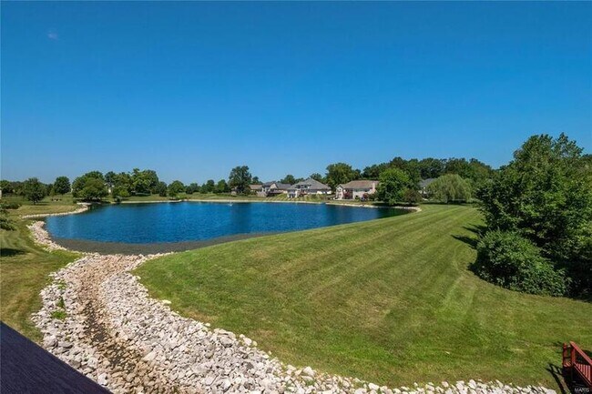 Building Photo - 8425 Treybrooke Pl