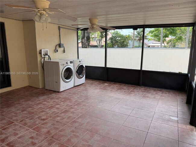 Building Photo - 17321 NW 63rd Ave