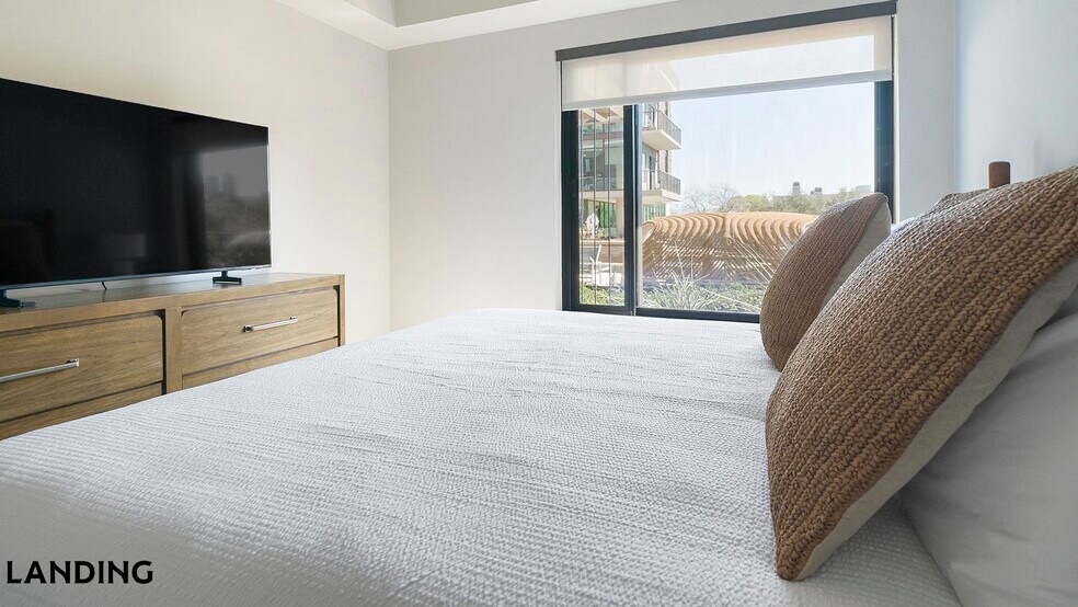 Building Photo - 1414 Wood Hollow Dr