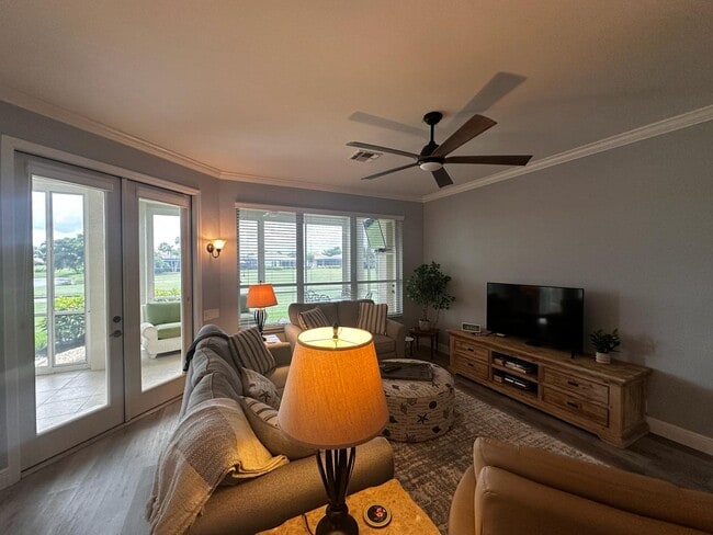 Building Photo - 9240 Bayberry Bend