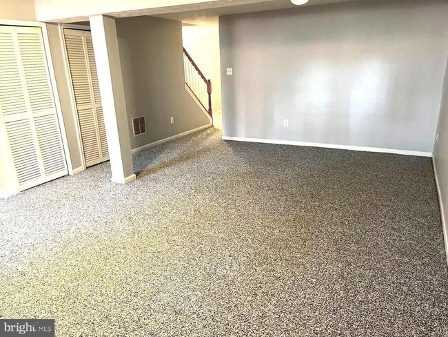 Building Photo - 3280 Halcyon Ct