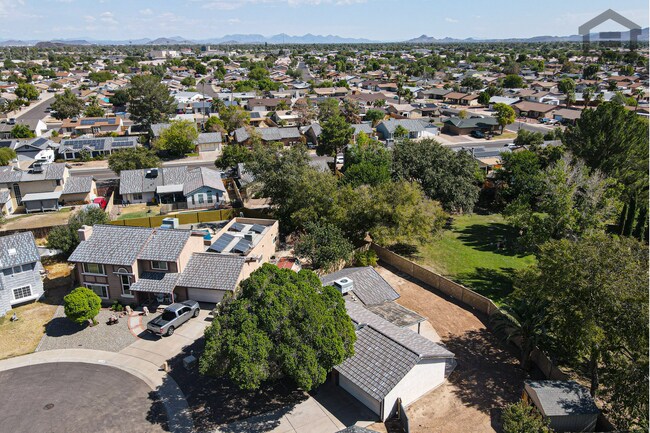 Building Photo - 5727 W Villa Maria Dr