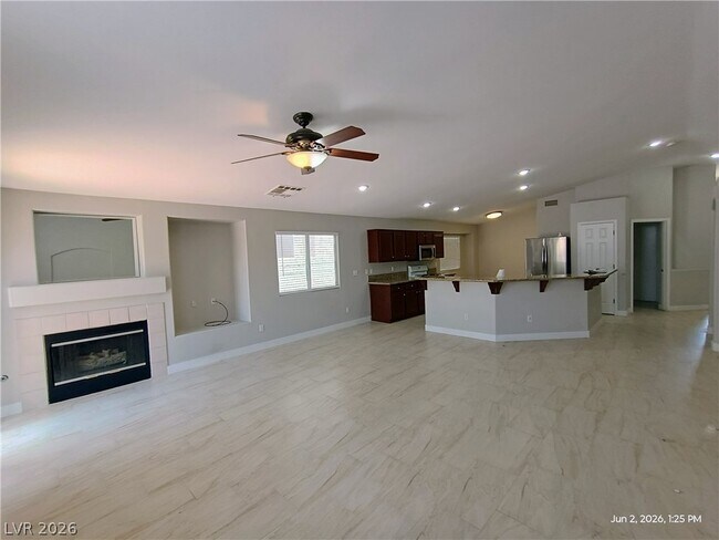 Building Photo - 1465 Dragon Rock Dr