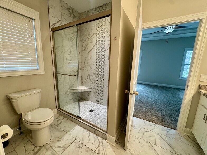 Building Photo - 5058 Pandit Dr