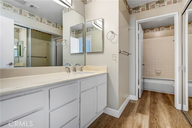 Building Photo - 39856 Narcissus Way