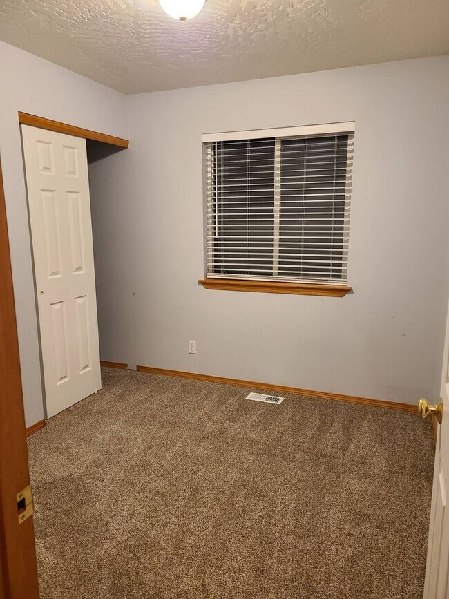 Building Photo - 5027 W Lemonwood Ln