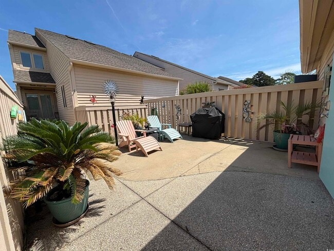Building Photo - 4034 Fairway Lakes Dr