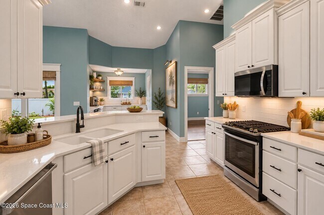 Building Photo - 2553 Christopher Dr