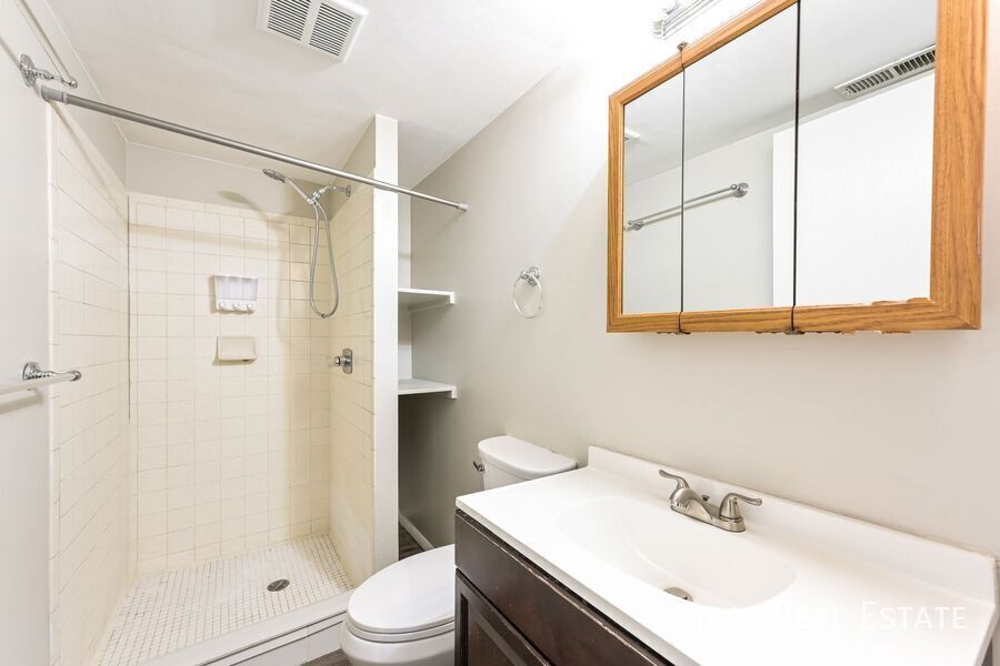 Building Photo - 19115 E Milan Cir