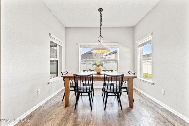 Building Photo - 611 Watervale Dr