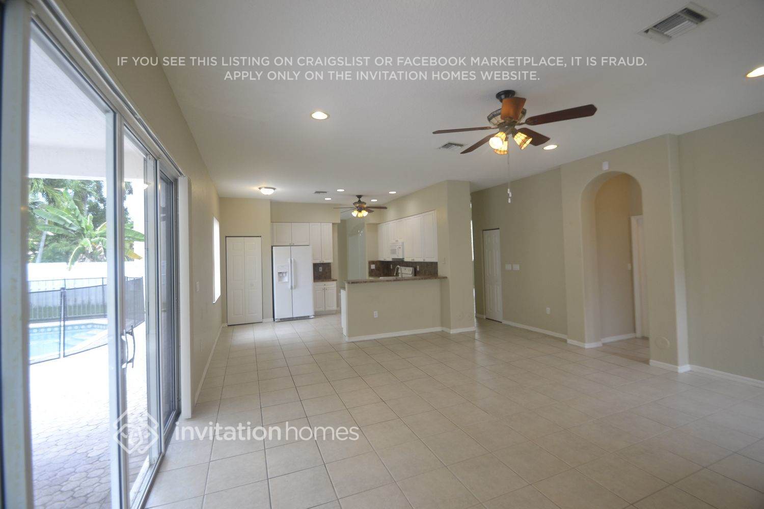 Building Photo - 2048 SW 176th Terrace