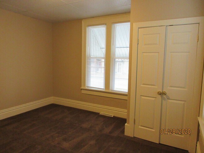 Building Photo - 3407 Fairfield Ave