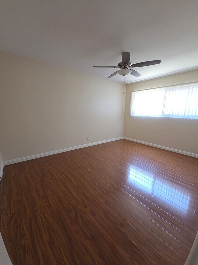Interior Photo - #293