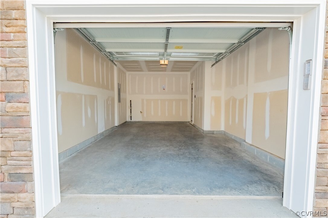 Building Photo - 18433 Palisades Ct