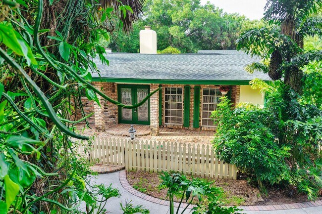 Building Photo - 6235 4th St