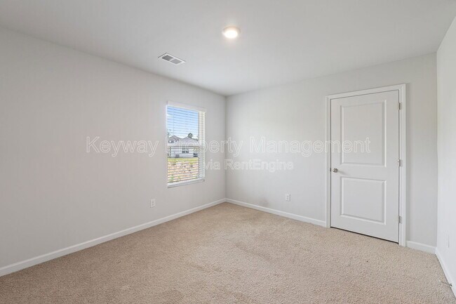 Building Photo - 1429 Deer Hollow Run