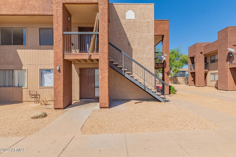 Building Photo - 3810 N Maryvale Pkwy