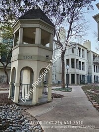 Building Photo - 3105 San Jacinto St