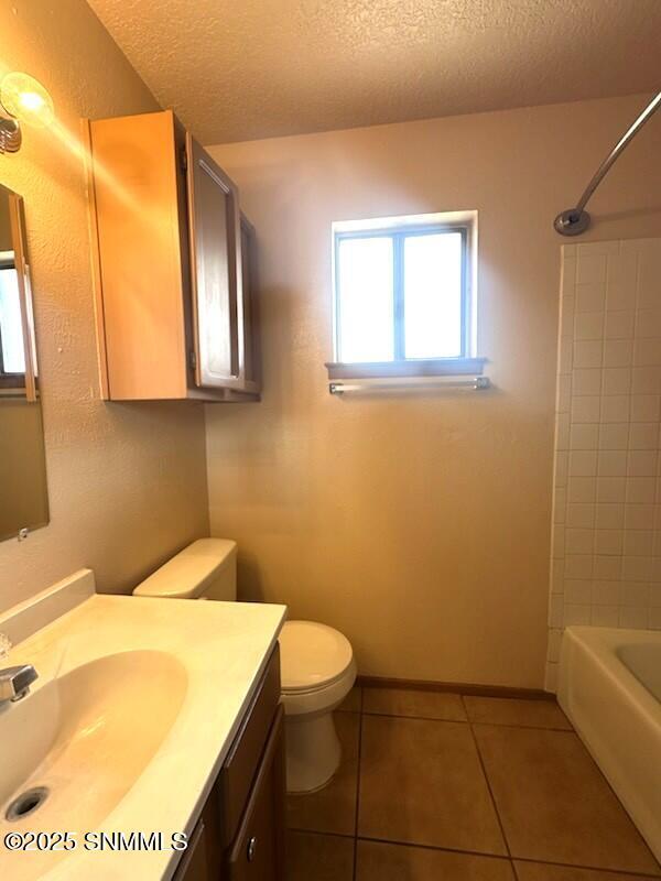 Building Photo - 2344 Saturn Cir
