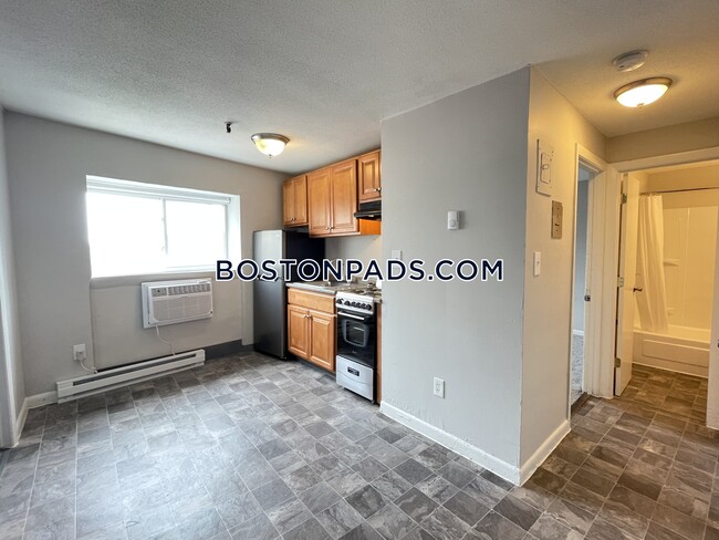 Building Photo - 231 Harrison Ave