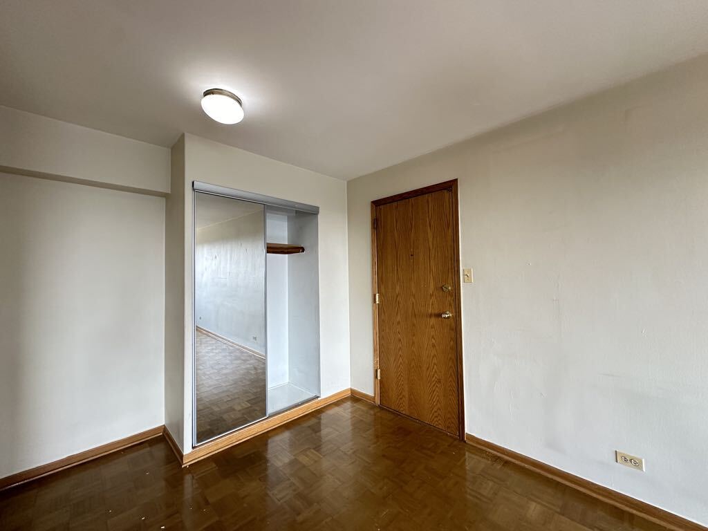 Building Photo - 4180 N Marine Dr