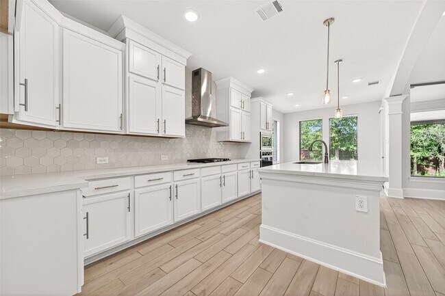 Building Photo - 118 Dorado Sky Ct