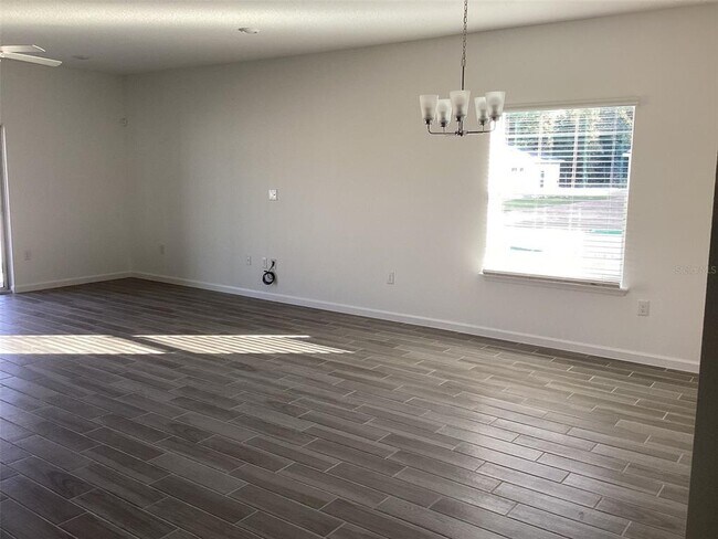 Building Photo - 7898 SW 74th Lp