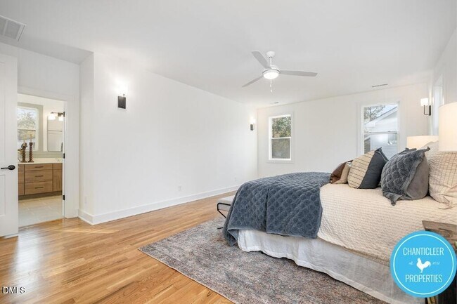 Building Photo - 1407 Sedgefield St