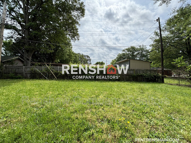 Building Photo - 5472 Lochinvar Rd