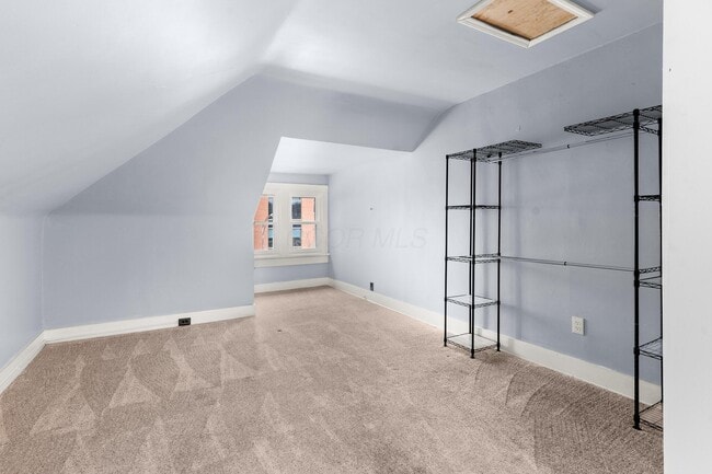 Building Photo - 640 Neil Ave