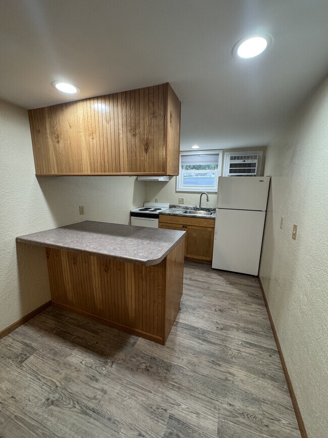 Kitchen - The Cooper Apartment Homes