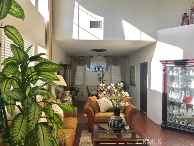 Building Photo - 9376 Live Oak Dr