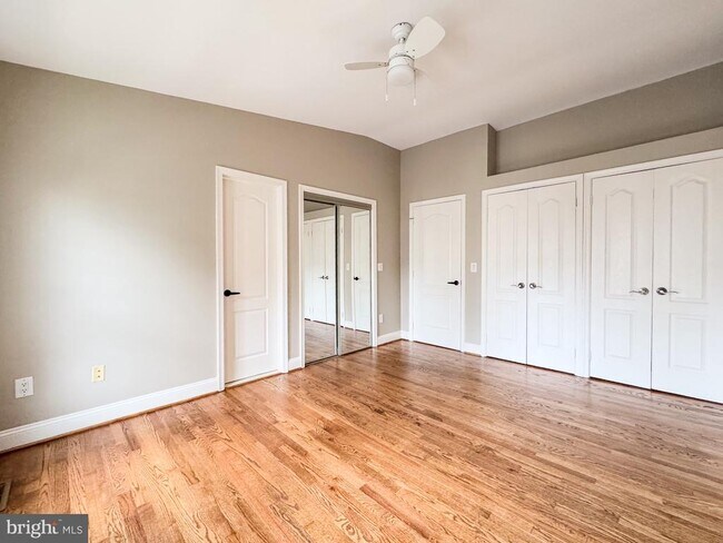 Building Photo - 3906 Valley Ridge Dr