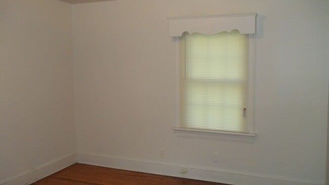 Building Photo - 206 Hudson St