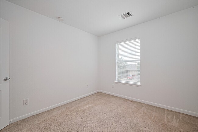 Building Photo - 7734 Pasture Bend Ln