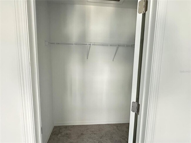 Building Photo - 2946 Canary Ave