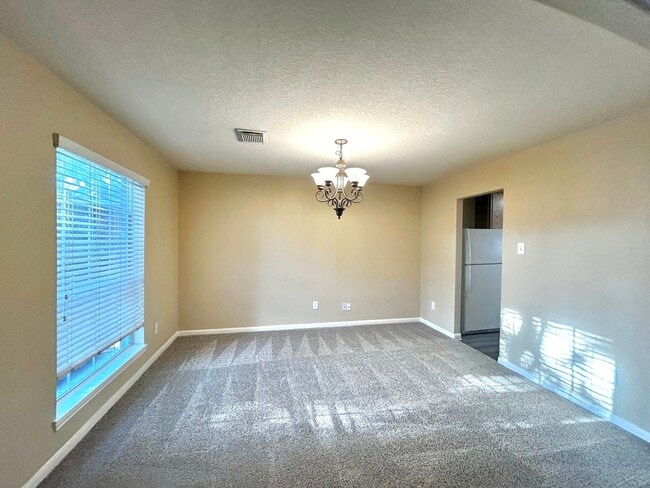 Building Photo - 5903 Llano Creek Dr