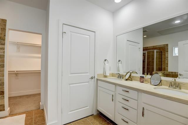 Building Photo - 1606 Tribeca Way