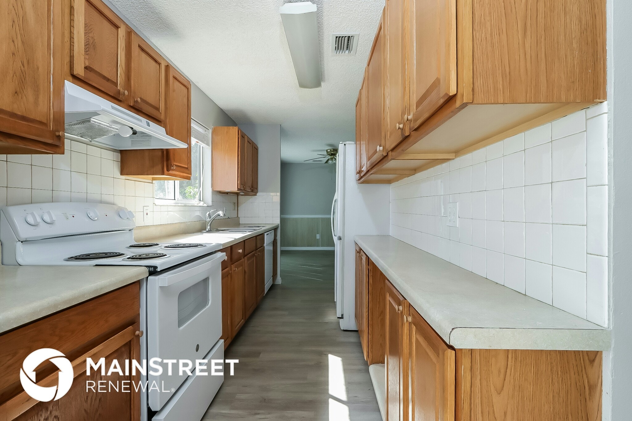 Building Photo - 3182 SE East Blackwell Dr