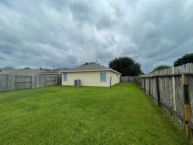 Building Photo - 17407 Wigeon Way Dr