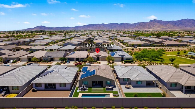Building Photo - Luxury Kitchen + 3 Bed & Den/Office in Azure Canyon | Quartz, Gas Cooktop & More