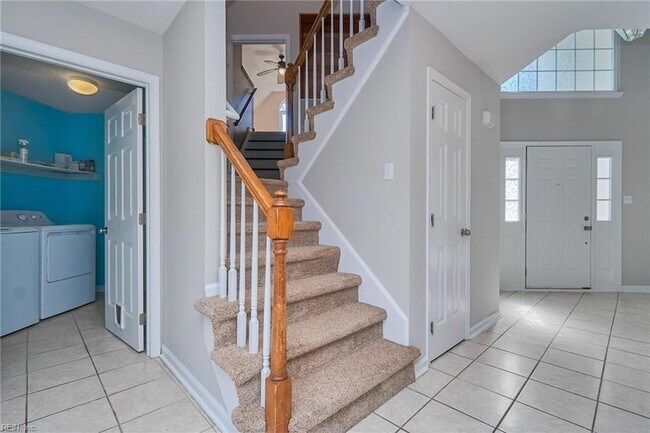 Building Photo - 3305 Fayette Dr