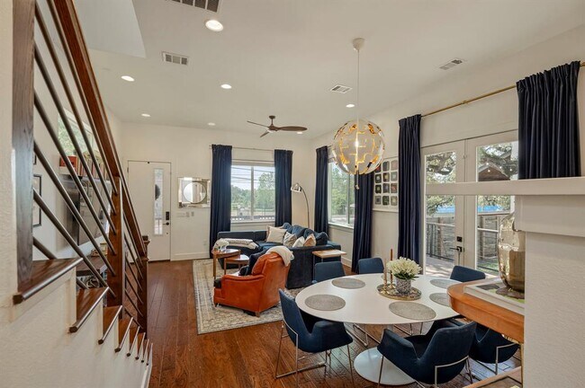 Building Photo - 2812 Oak Springs Dr