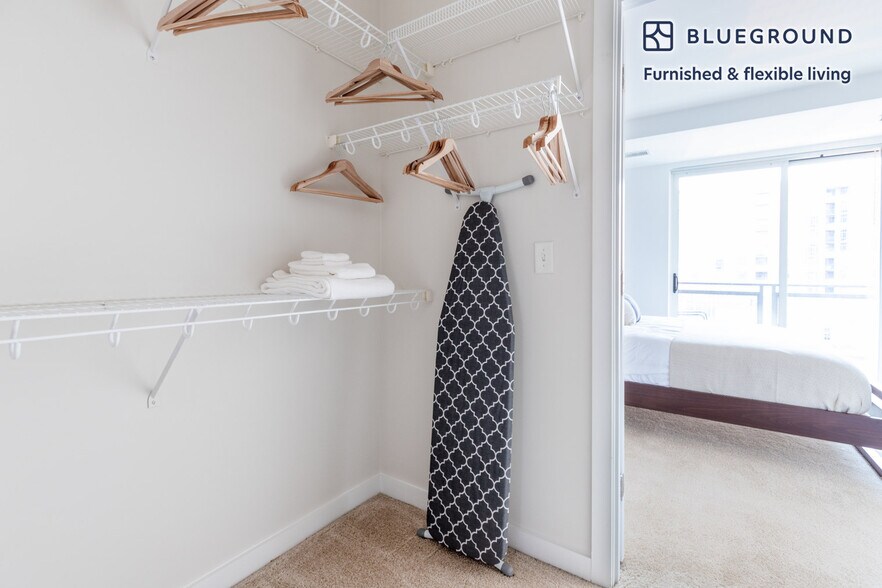 Building Photo - 360 H St NE